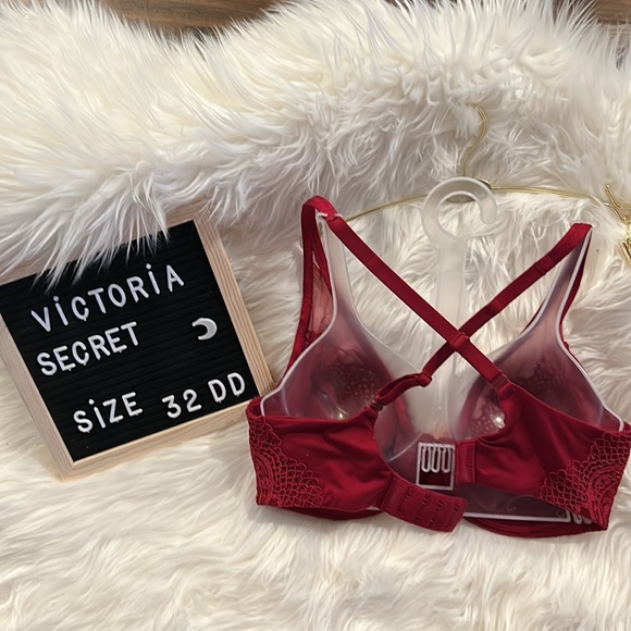 VICTORIA SECRET !!! - Picture 7 of 13